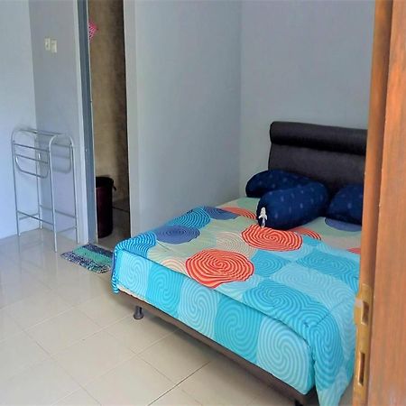 Nabila Syar'I Guest House Padalarang Экстерьер фото
